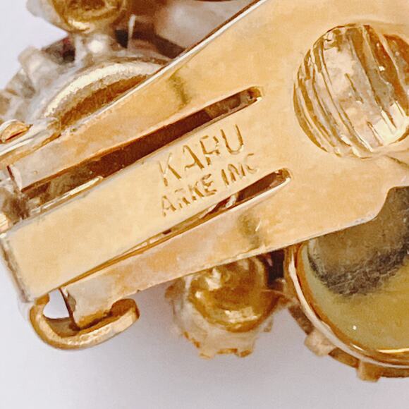 Signed Karu Arke Mid Century 50s Pink Rhinestone Enamel Flower Clip On Earrings - Picture 10 of 12